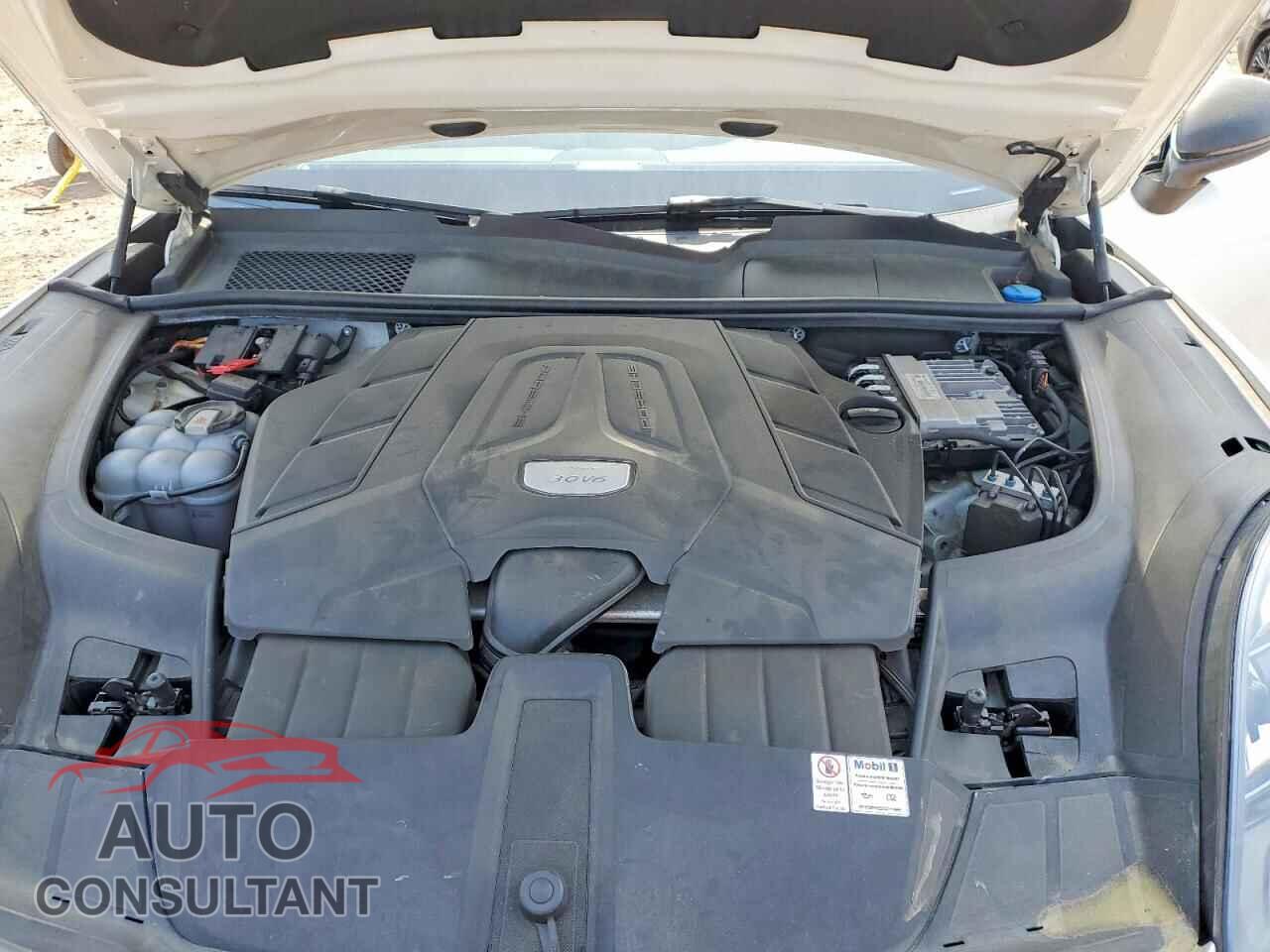 PORSCHE CAYENNE 2019 - WP1AA2AY0KDA05999