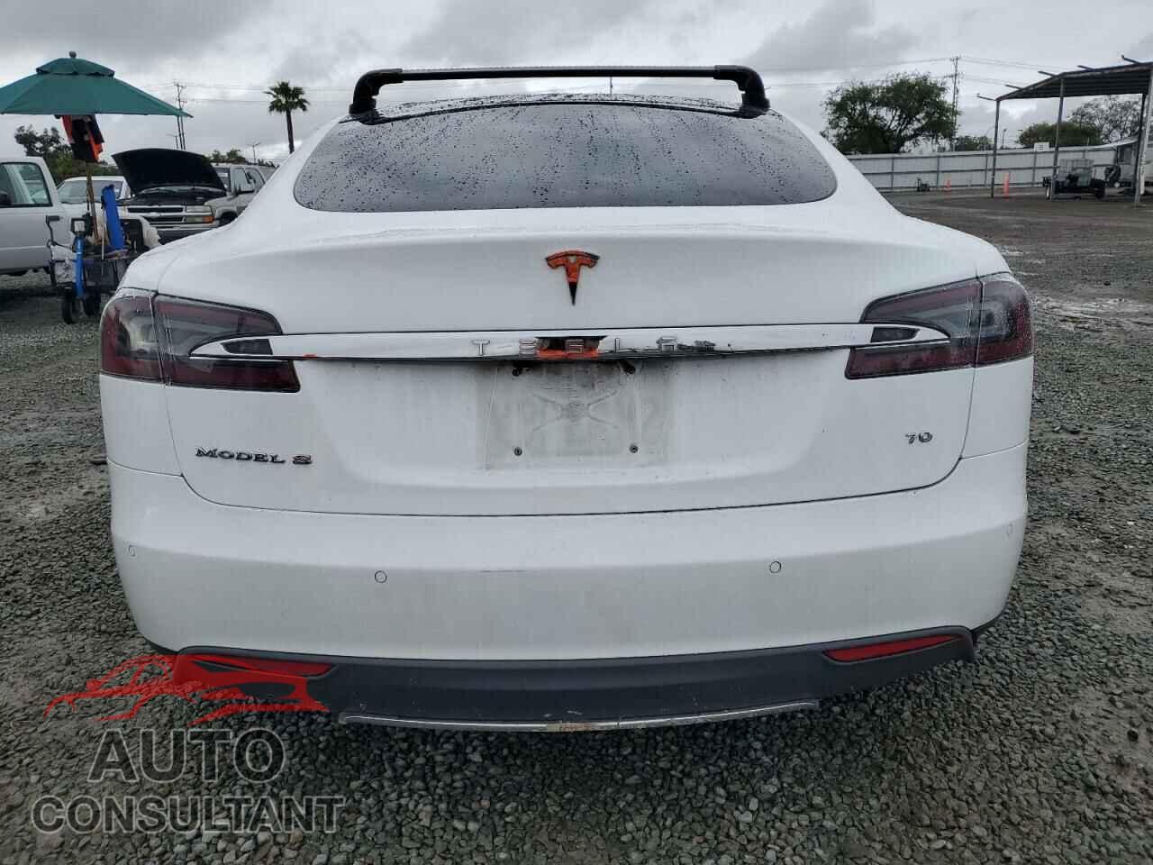TESLA MODEL S 2015 - 5YJSA1S13FF100265