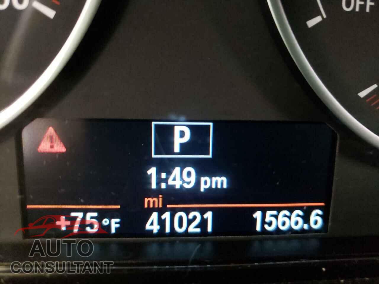 BMW 3 SERIES 2016 - WBA8E3G58GNU00714