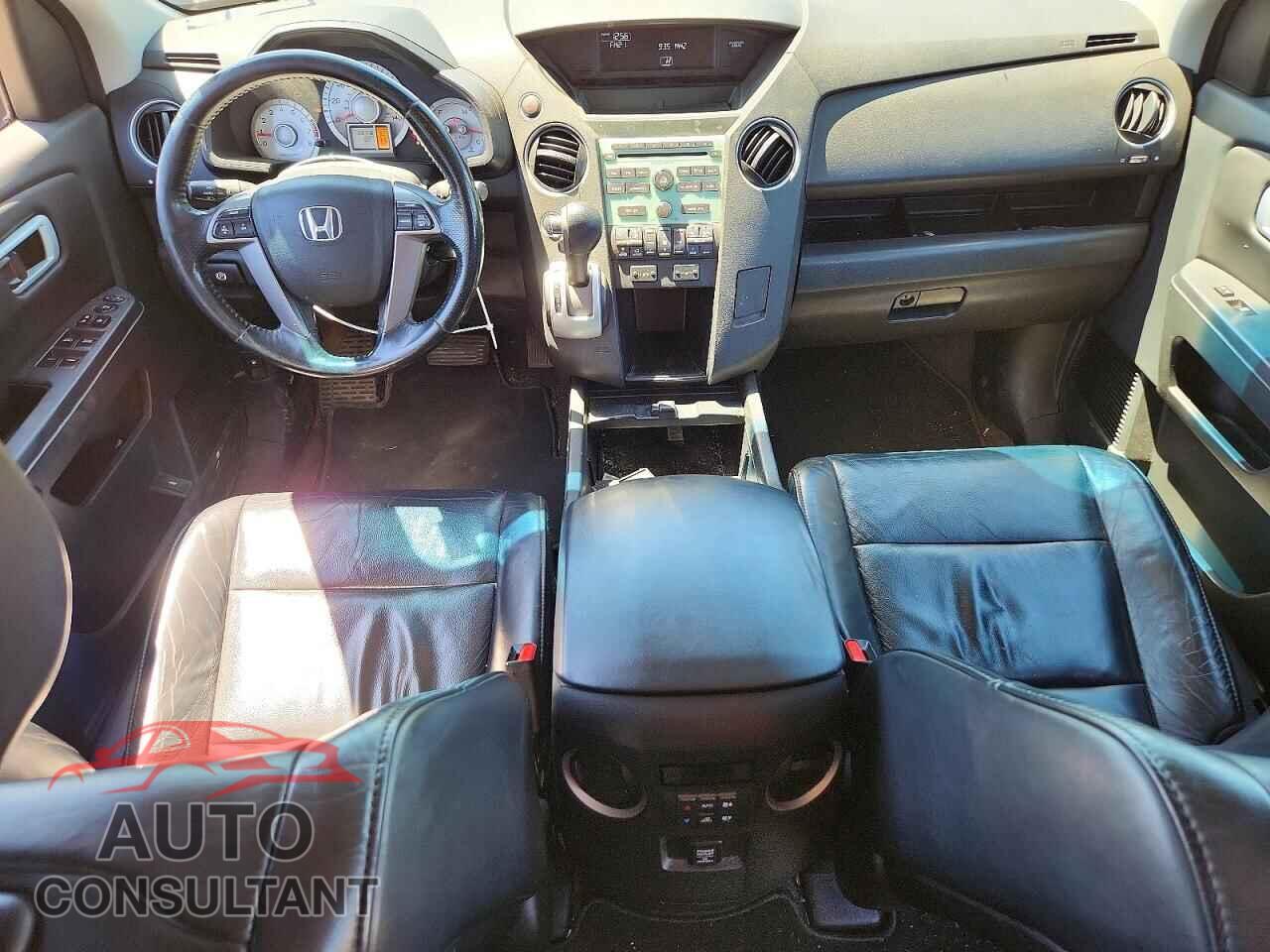 HONDA PILOT 2011 - 5FNYF4H5XBB062938