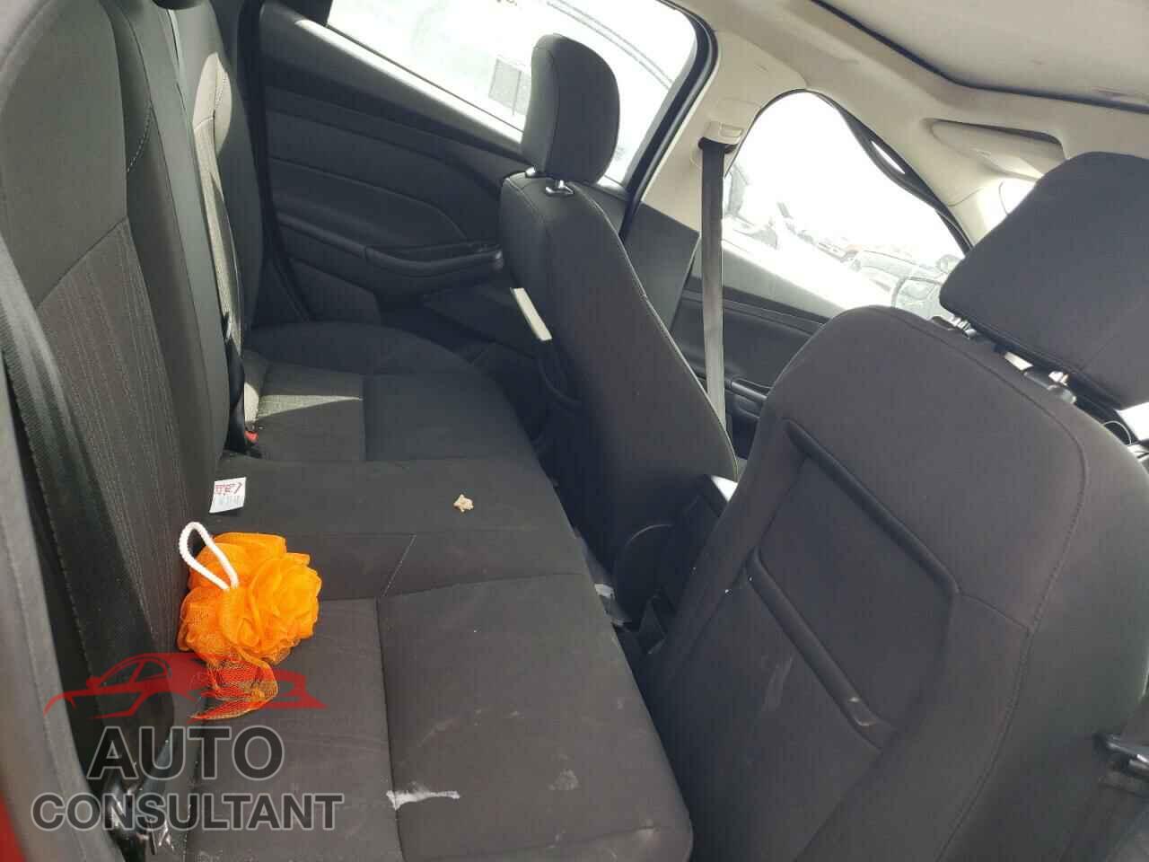 FORD FOCUS 2017 - 1FADP3H28HL326391