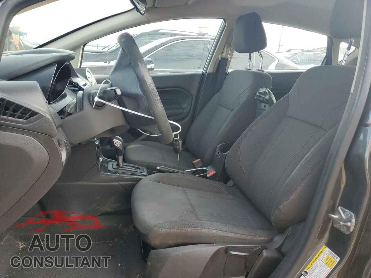 FORD FIESTA 2017 - 3FADP4EJ9HM102174
