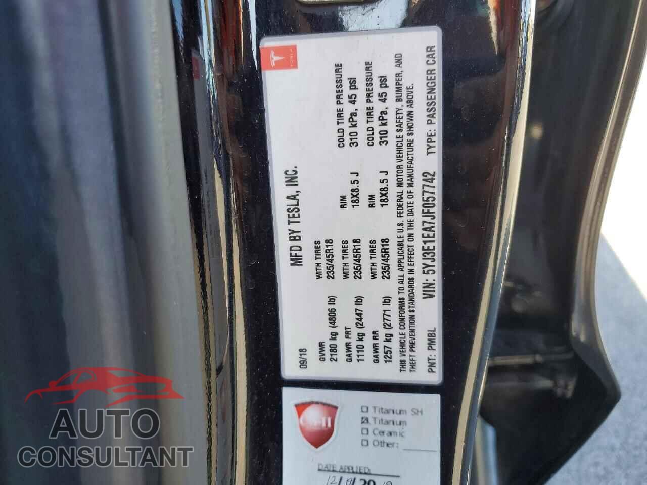 TESLA MODEL 3 2018 - 5YJ3E1EA7JF057742