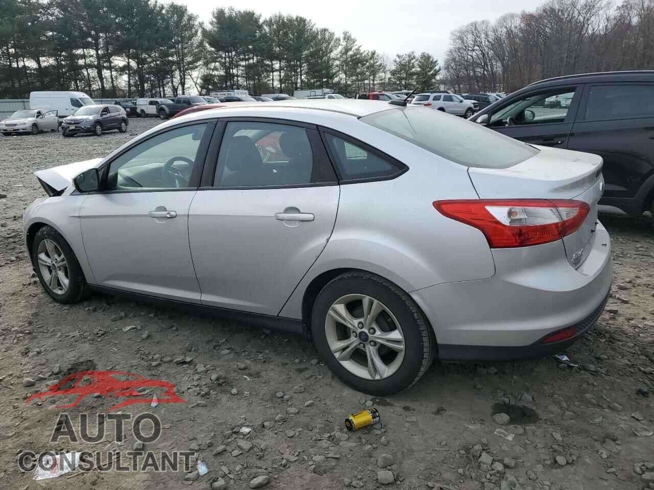 FORD FOCUS 2014 - 1FADP3F2XEL424594