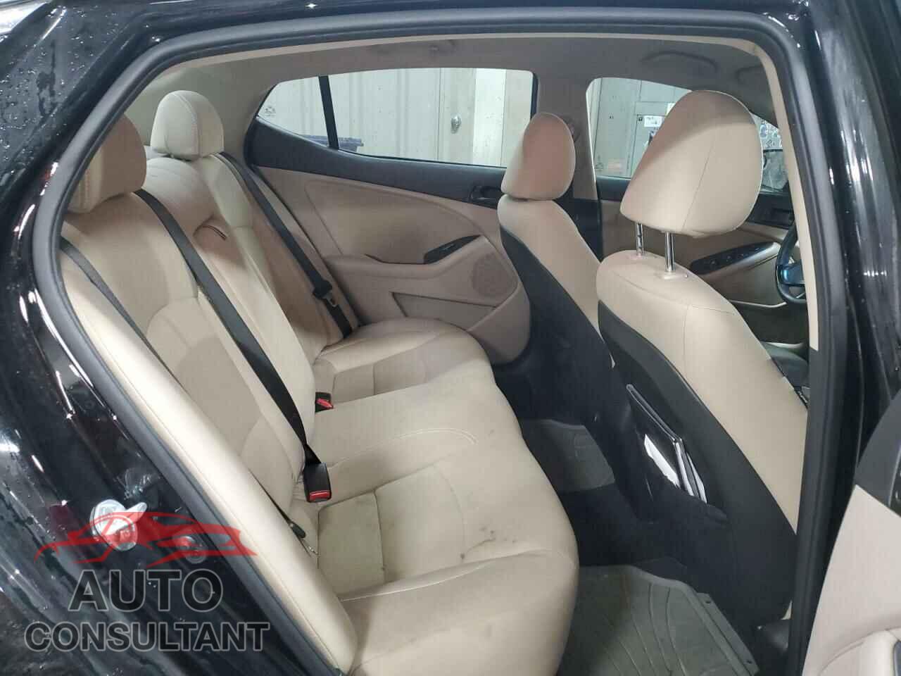 KIA OPTIMA 2015 - 5XXGM4A78FG491687