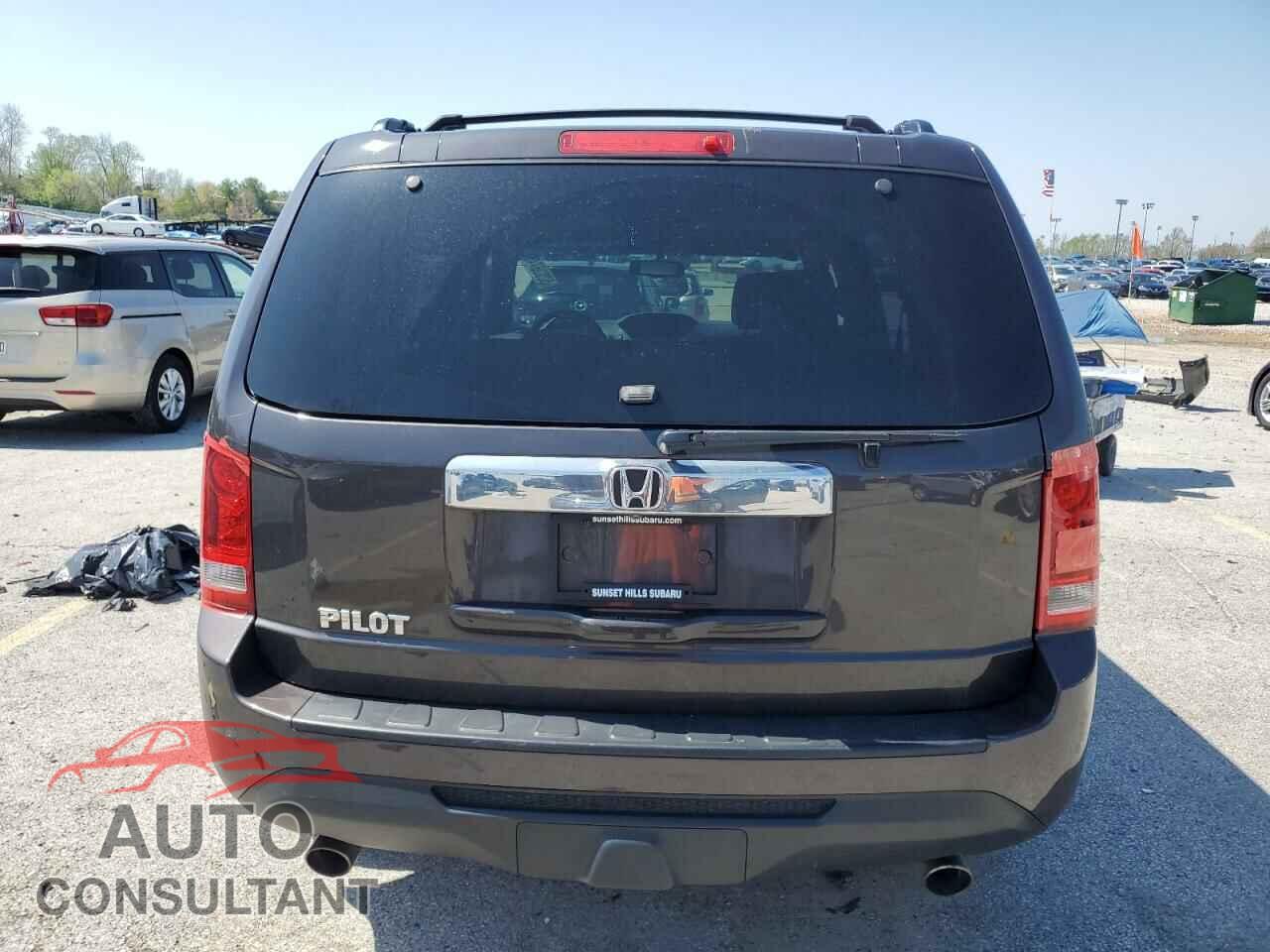 HONDA PILOT 2013 - 5FNYF4H61DB056554