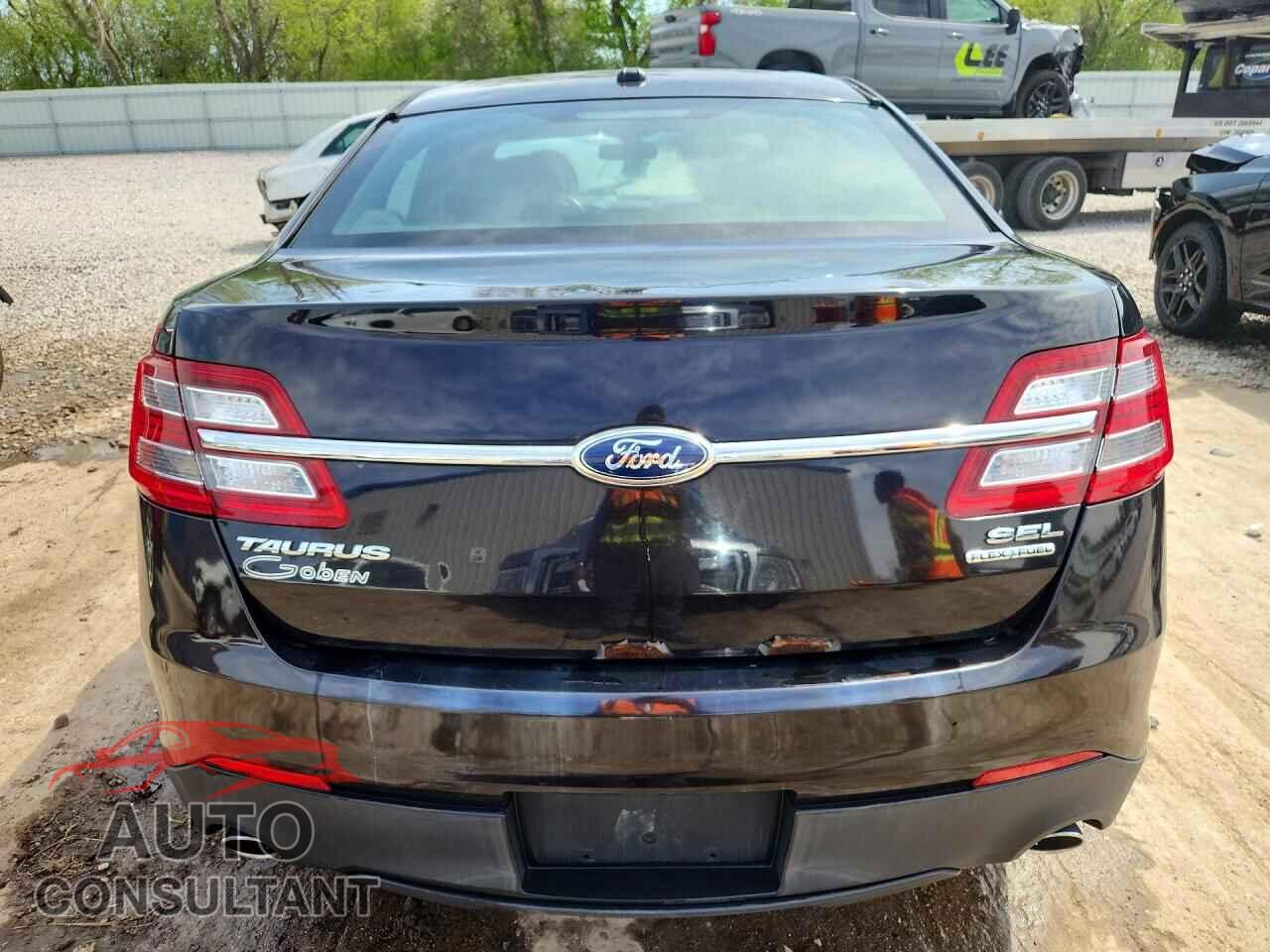 FORD TAURUS 2014 - 1FAHP2E82EG159969