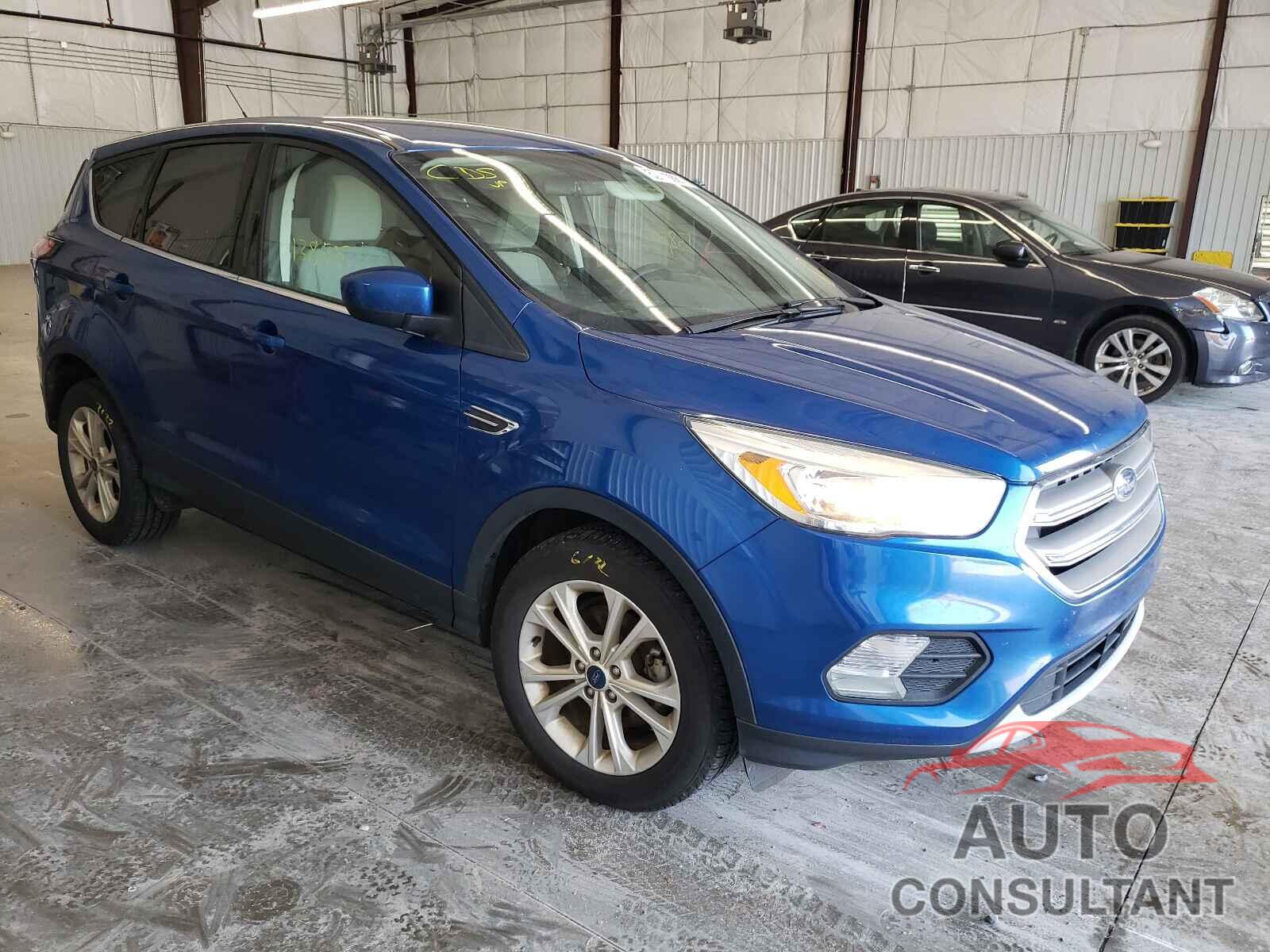 FORD ESCAPE 2017 - 1FMCU0GD3HUC97548