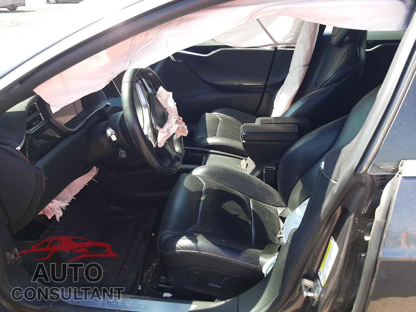 TESLA MODEL S 2017 - 5YJSA1E10HF176816