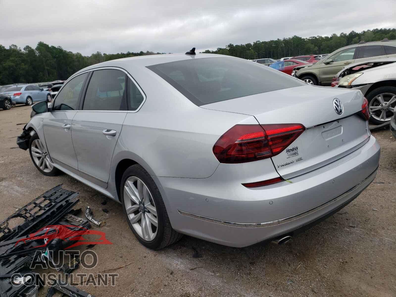 VOLKSWAGEN PASSAT 2017 - 1VWCT7A38HC080368