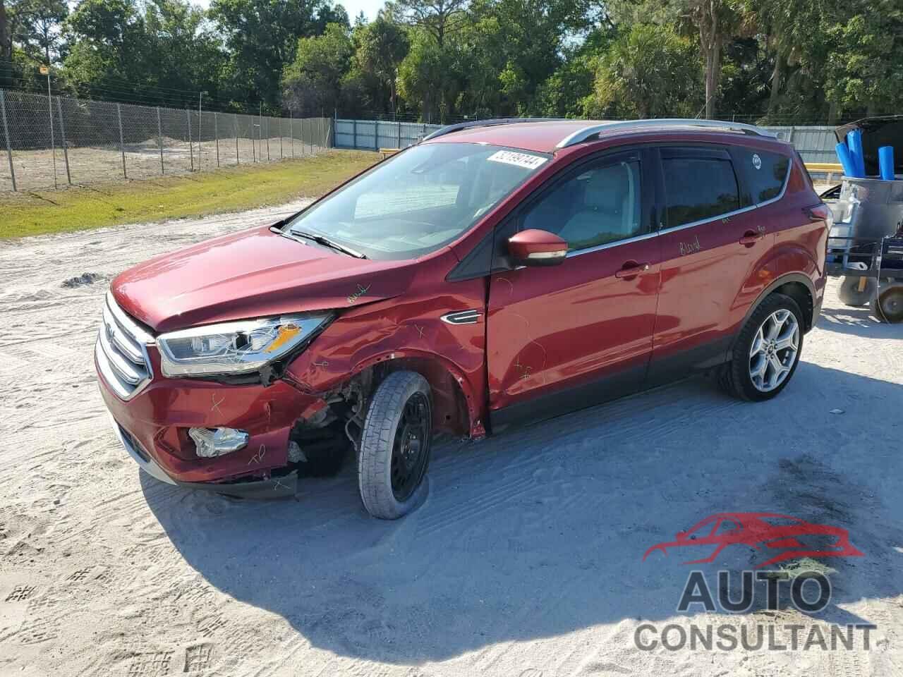 FORD ESCAPE 2017 - 1FMCU0JD5HUE01935