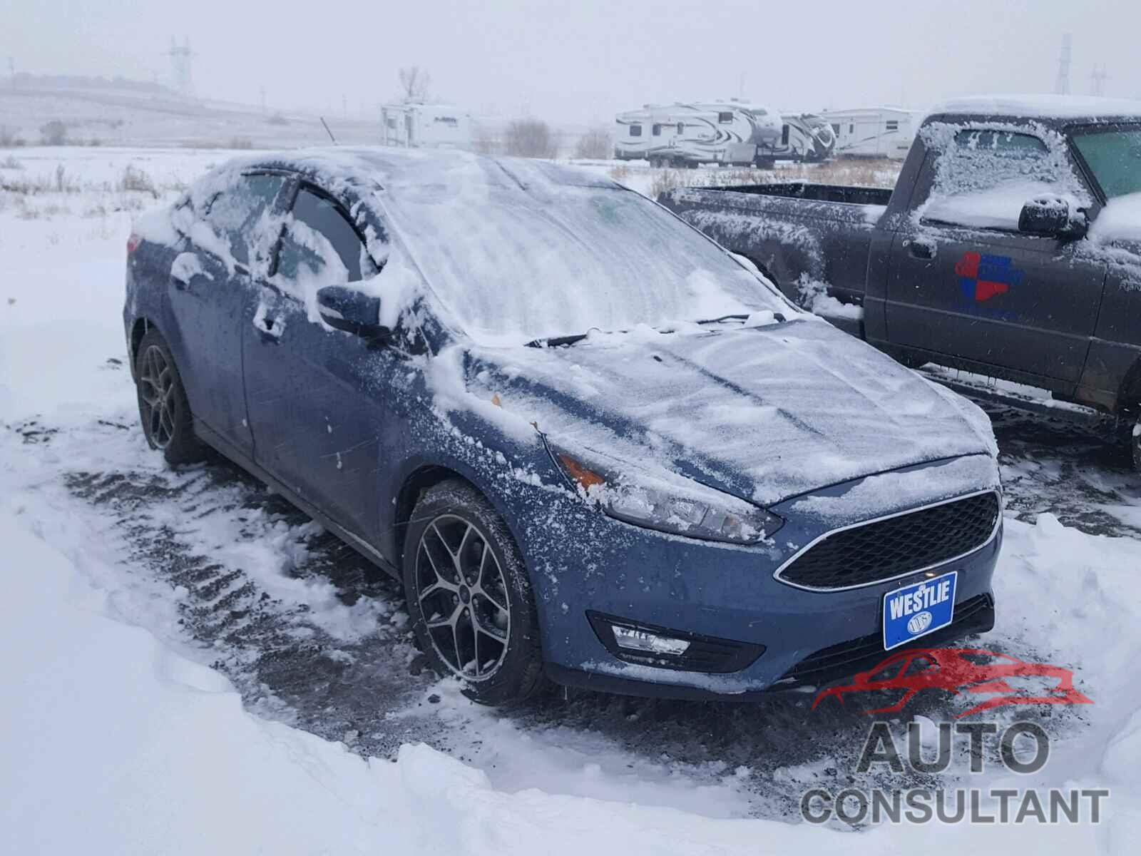 FORD FOCUS 2018 - 1FADP3H22JL303694