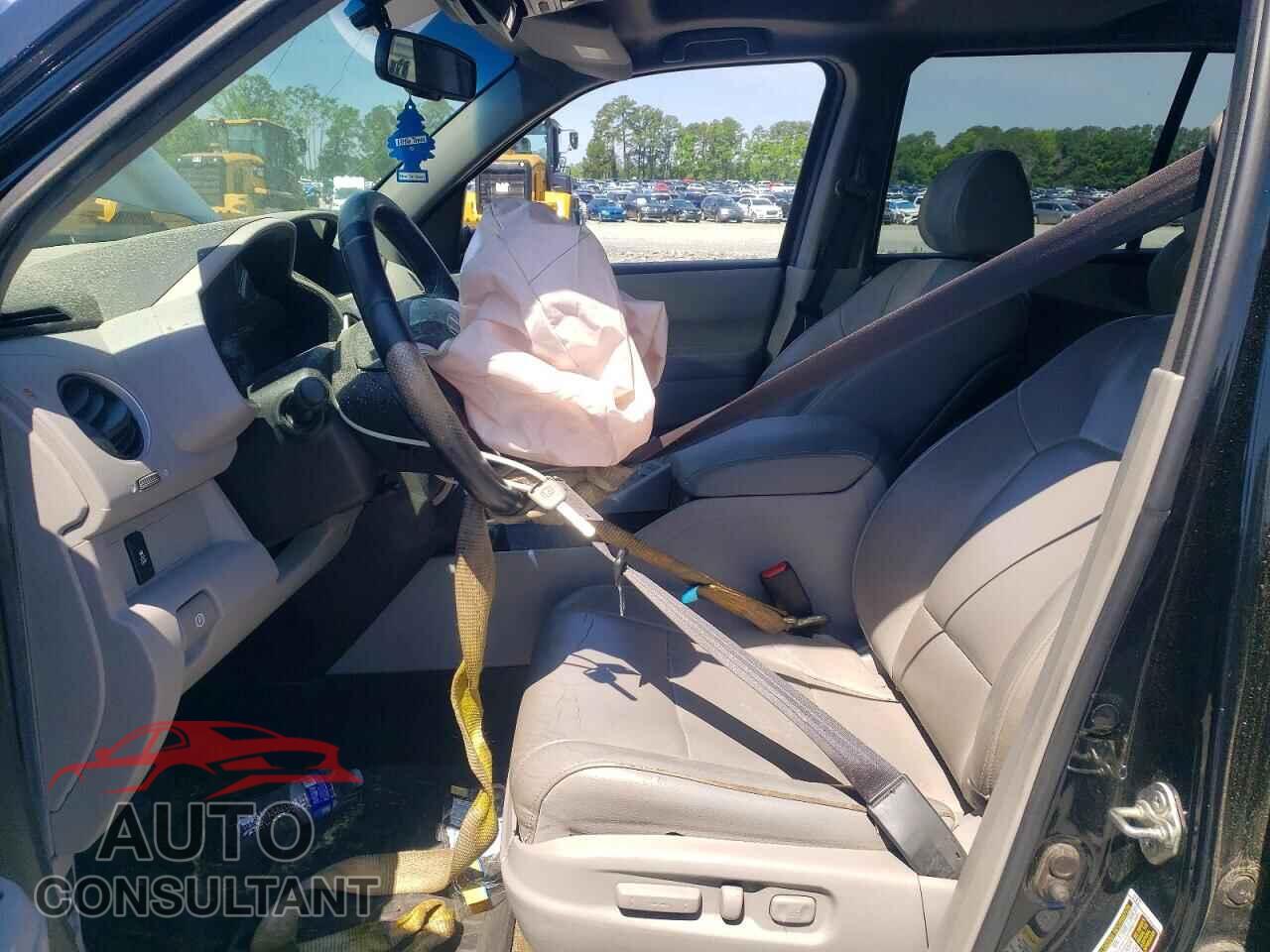 HONDA PILOT 2014 - 5FNYF4H53EB011785