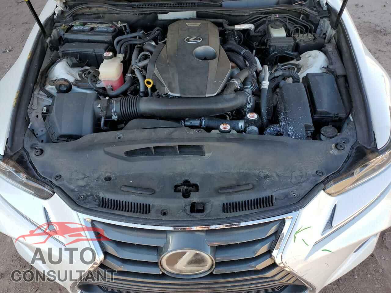 LEXUS IS 2017 - JTHBA1D27H5039530