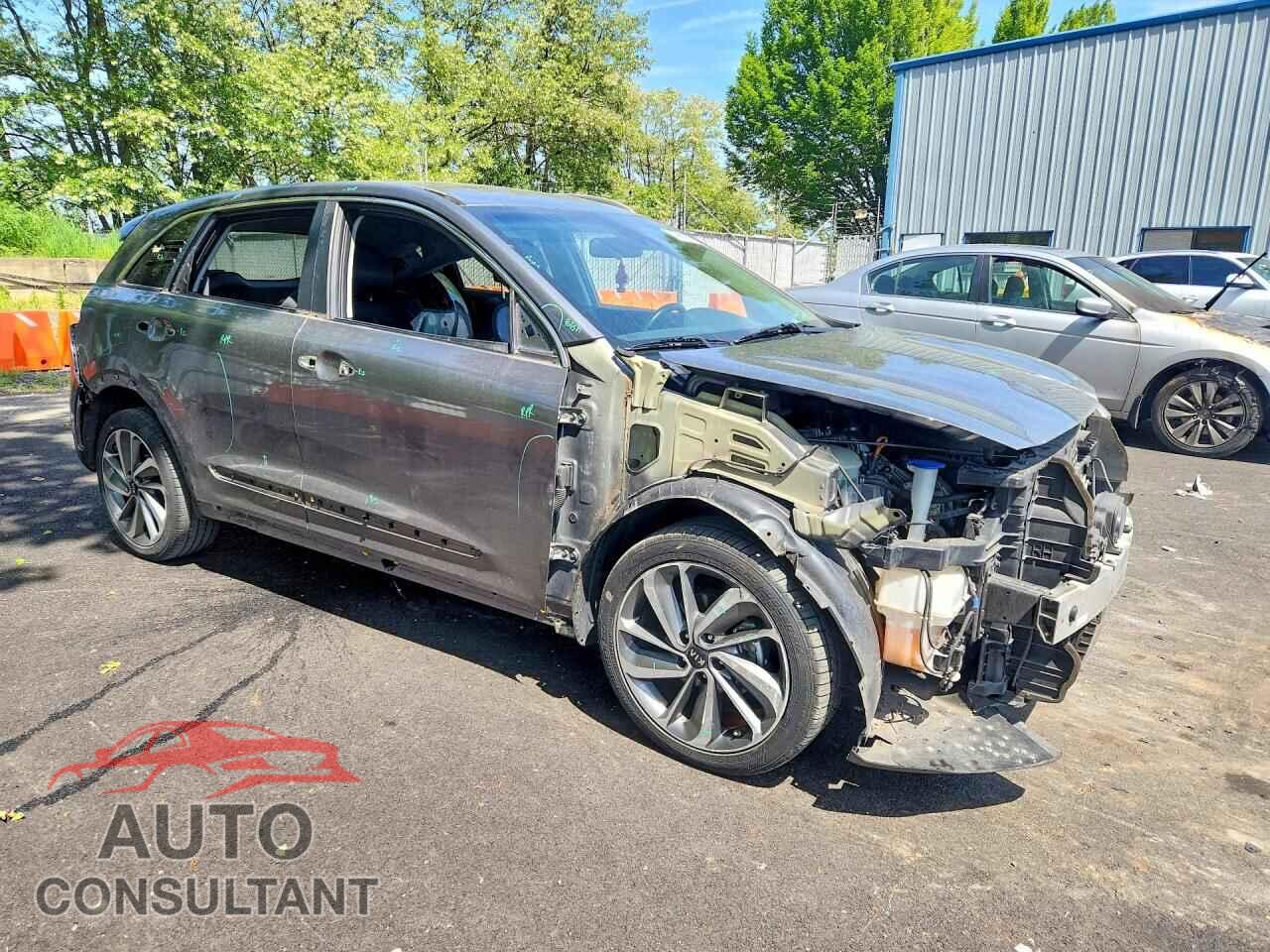 KIA NIRO 2017 - KNDCE3LC8H5075257