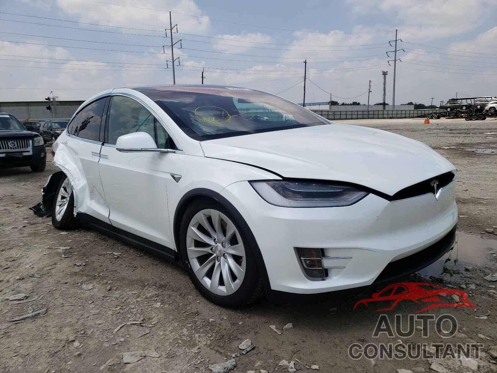 TESLA MODEL X 2020 - 5YJXCDE22LF219510