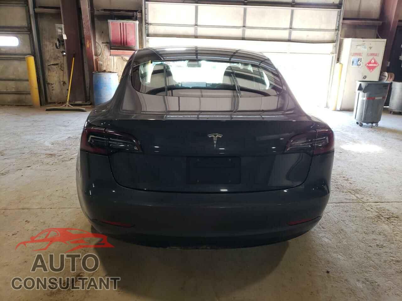 TESLA MODEL 3 2021 - 5YJ3E1EAXMF908145