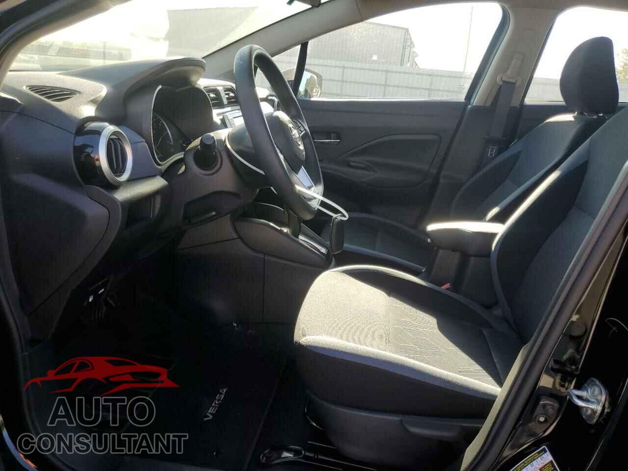 NISSAN VERSA 2023 - 3N1CN8EV5PL873535