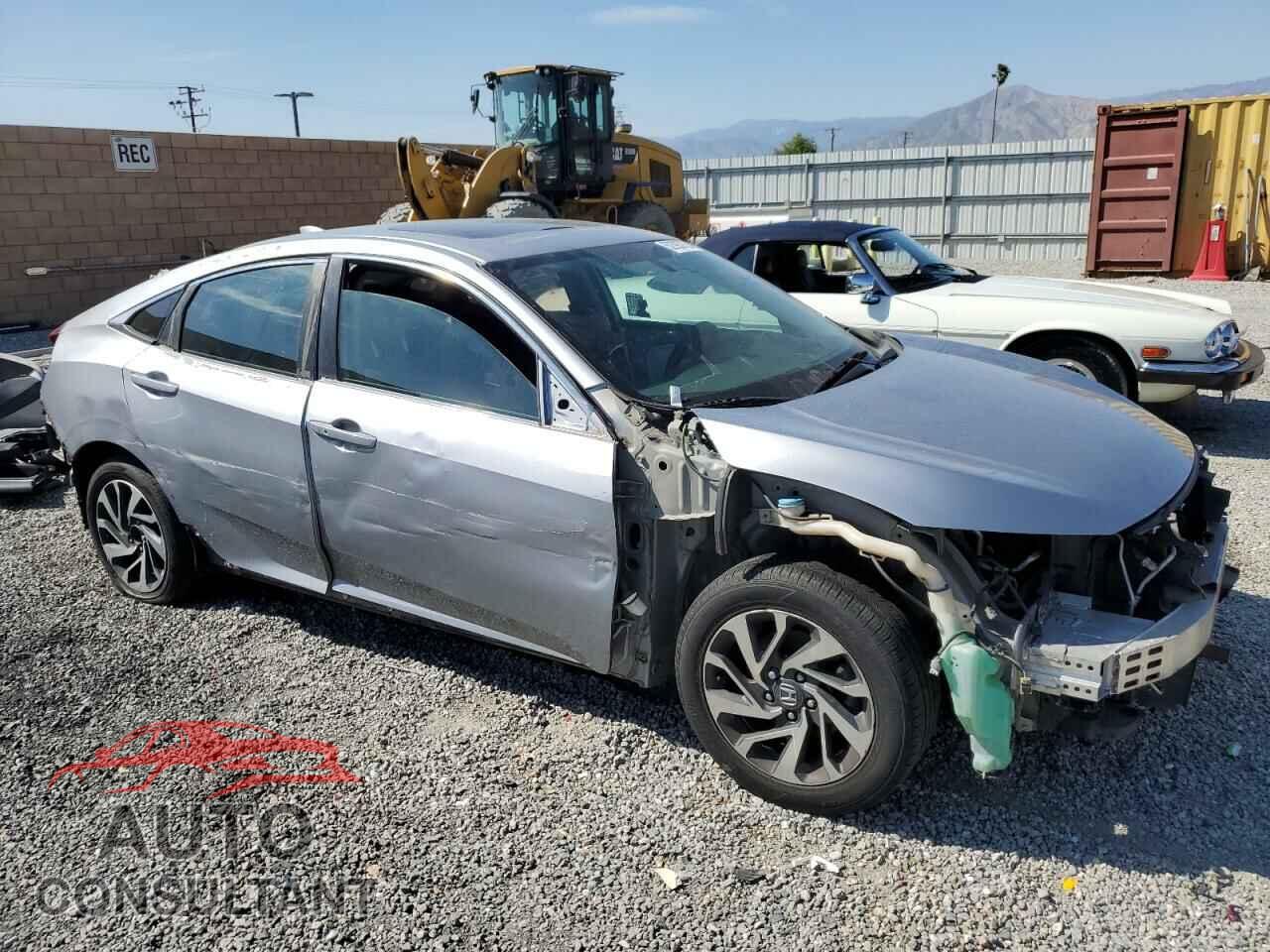 HONDA CIVIC 2017 - 2HGFC2F70HH556495