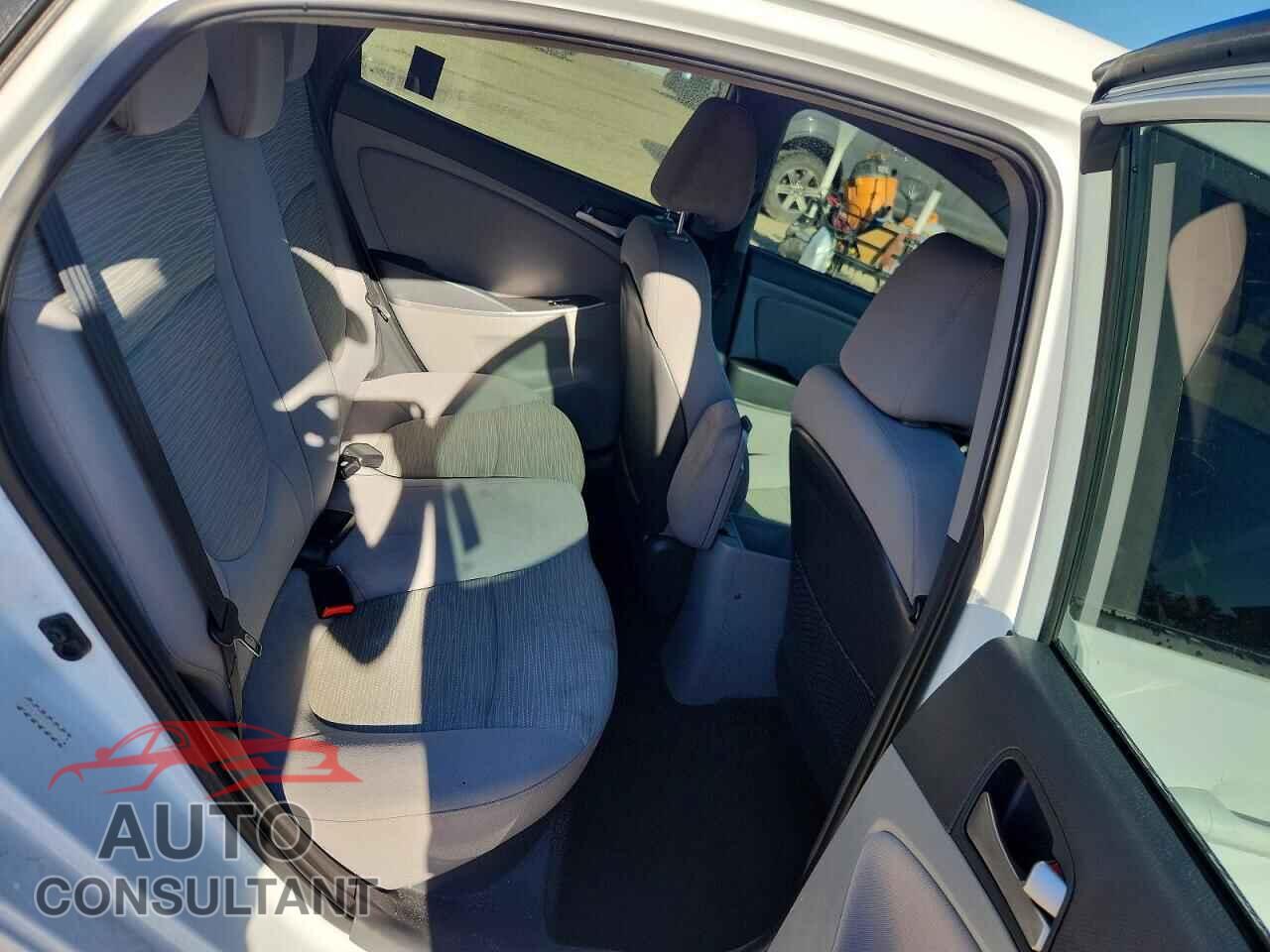 HYUNDAI ACCENT 2017 - KMHCT4AE9HU345792