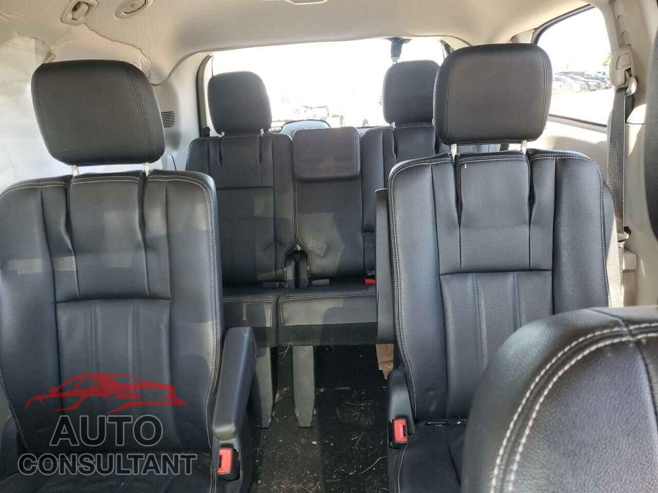DODGE CARAVAN 2018 - 2C4RDGDG7JR243355