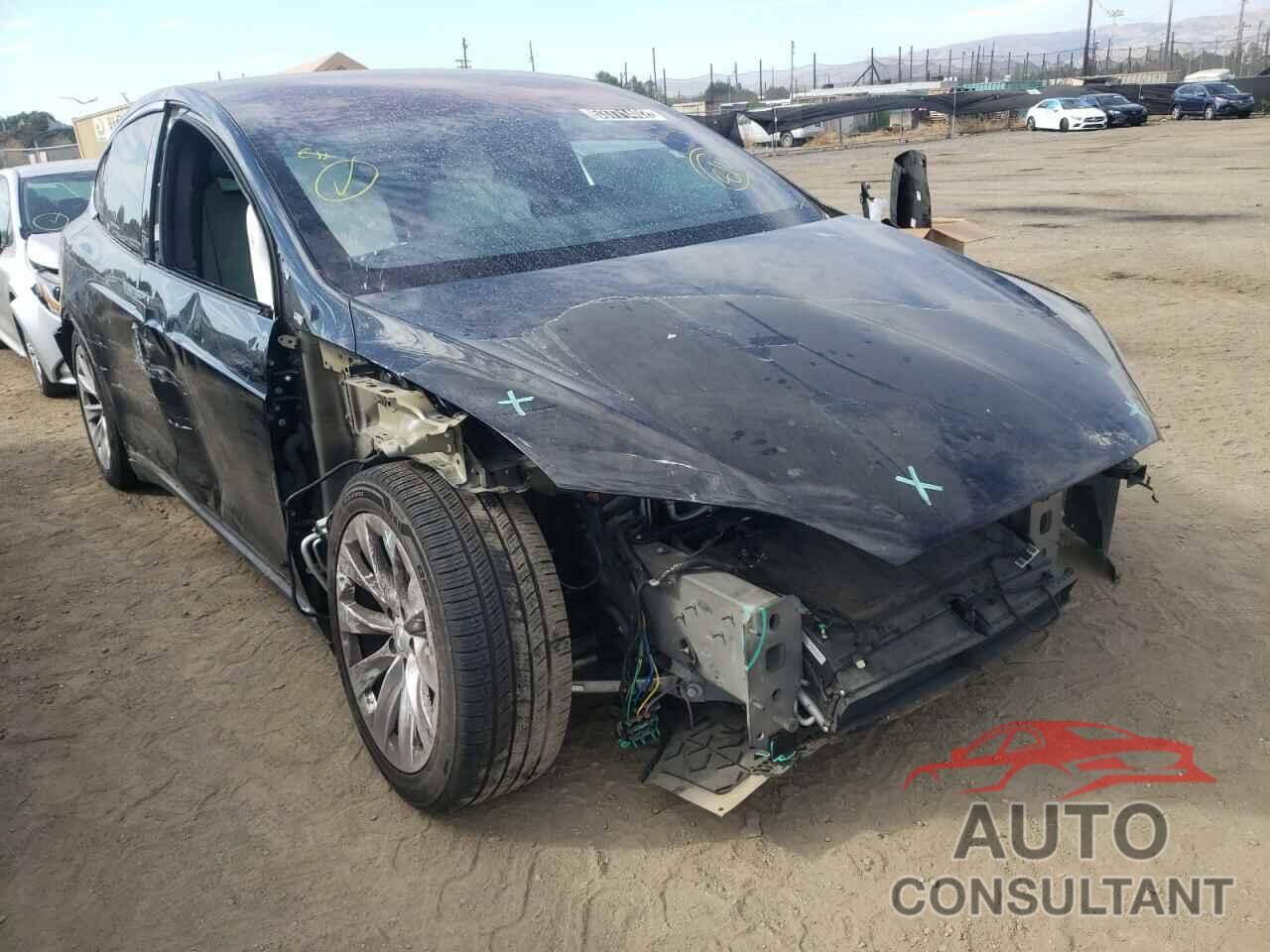 TESLA MODEL X 2018 - 5YJXCAE29JF137334