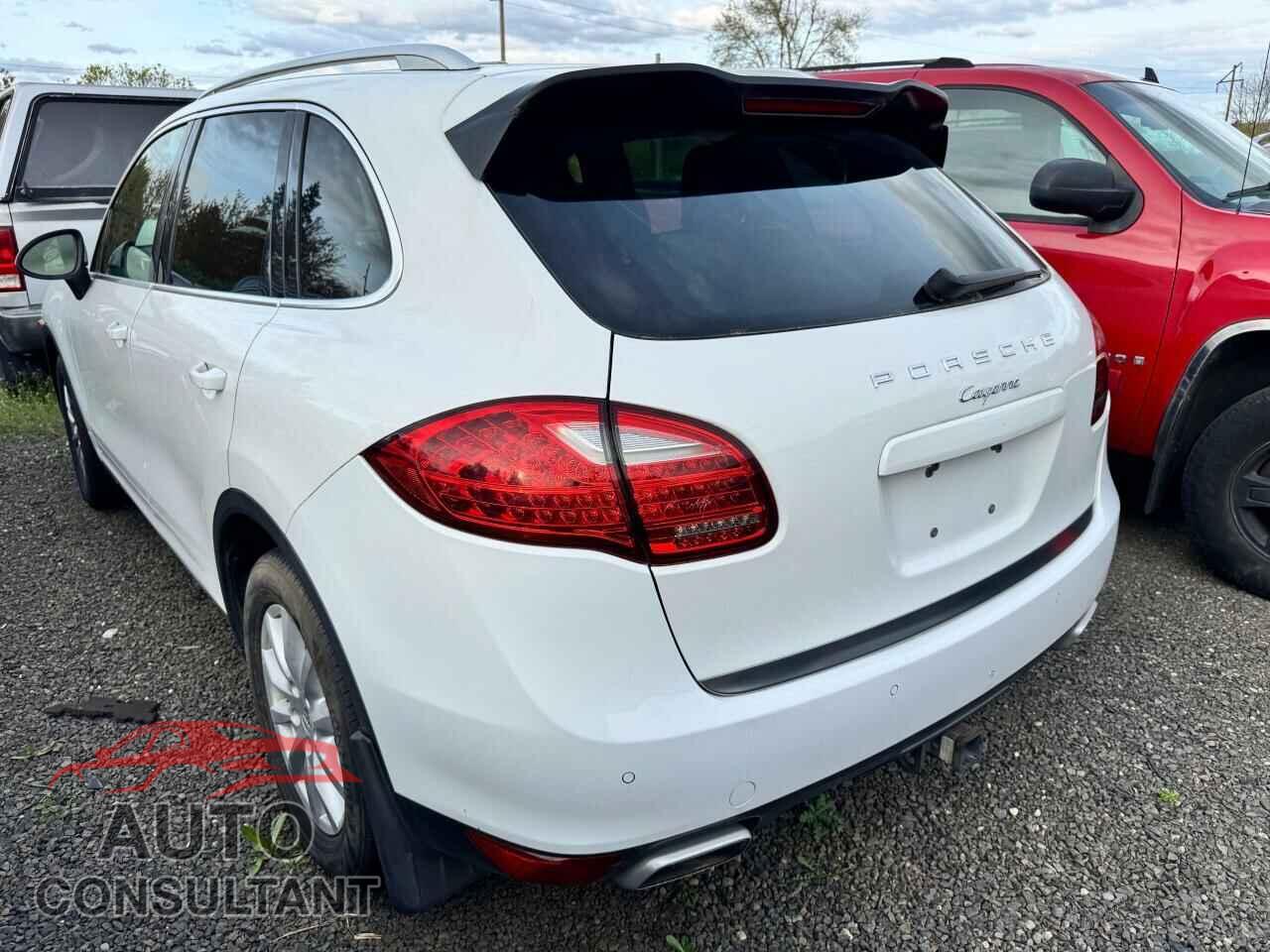PORSCHE CAYENNE 2013 - WP1AF2A29DLA25237