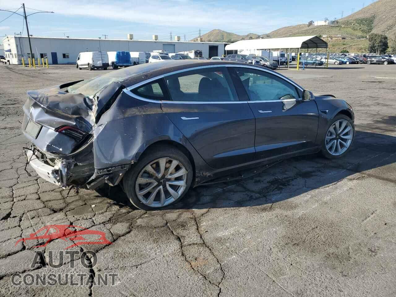 TESLA MODEL 3 2019 - 5YJ3E1EB7KF537046