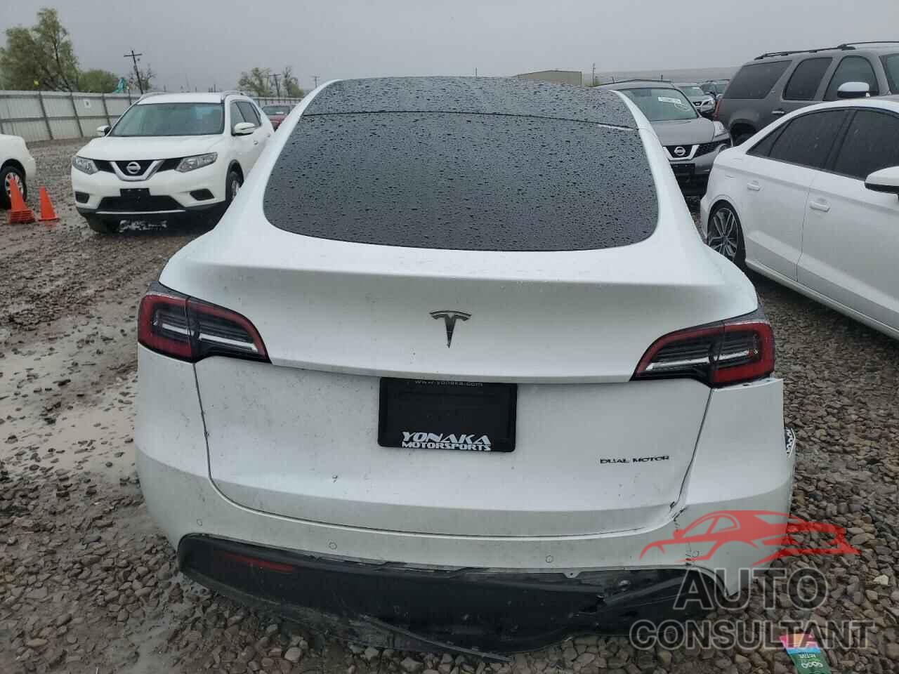 TESLA MODEL Y 2020 - 5YJYGDEE4LF052702
