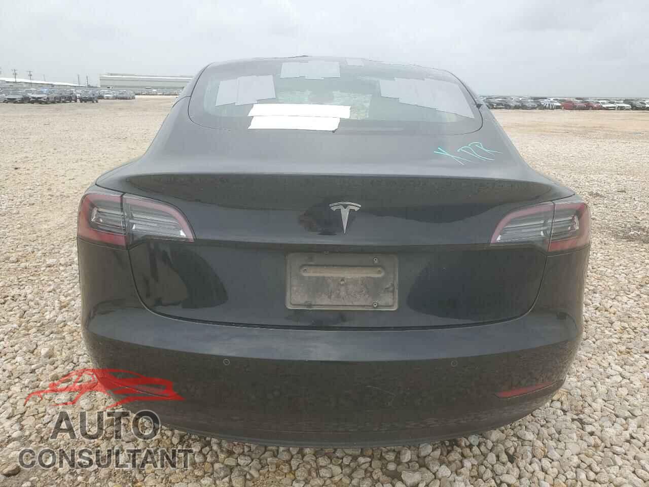 TESLA MODEL 3 2019 - 5YJ3E1EA5KF304290
