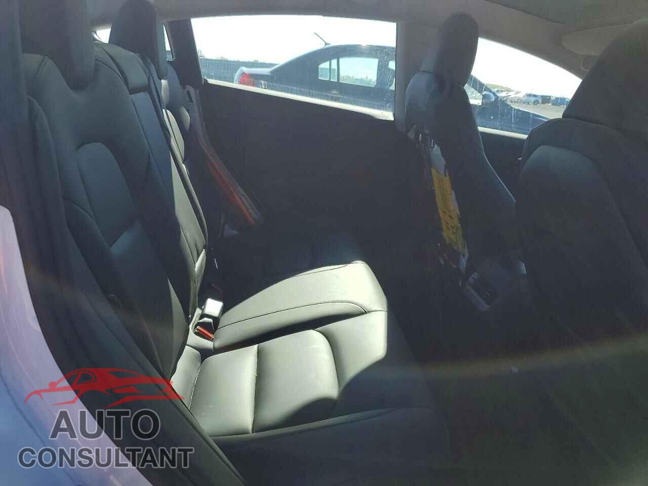 TESLA MODEL 3 2023 - LRW3E1FA7PC843168