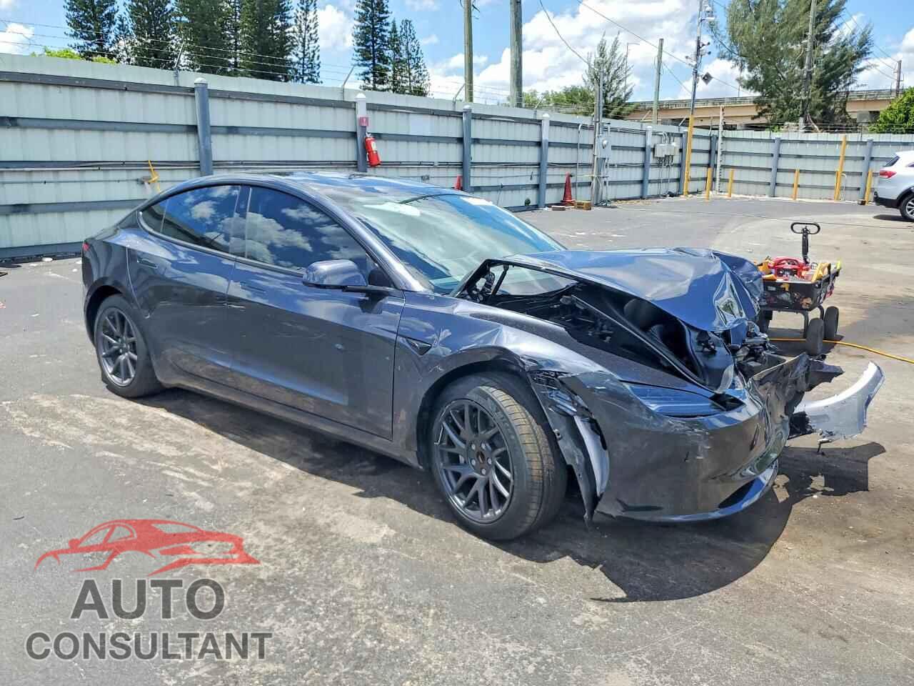 TESLA MODEL 3 2026 - 5YJ3E1EA1TF160870