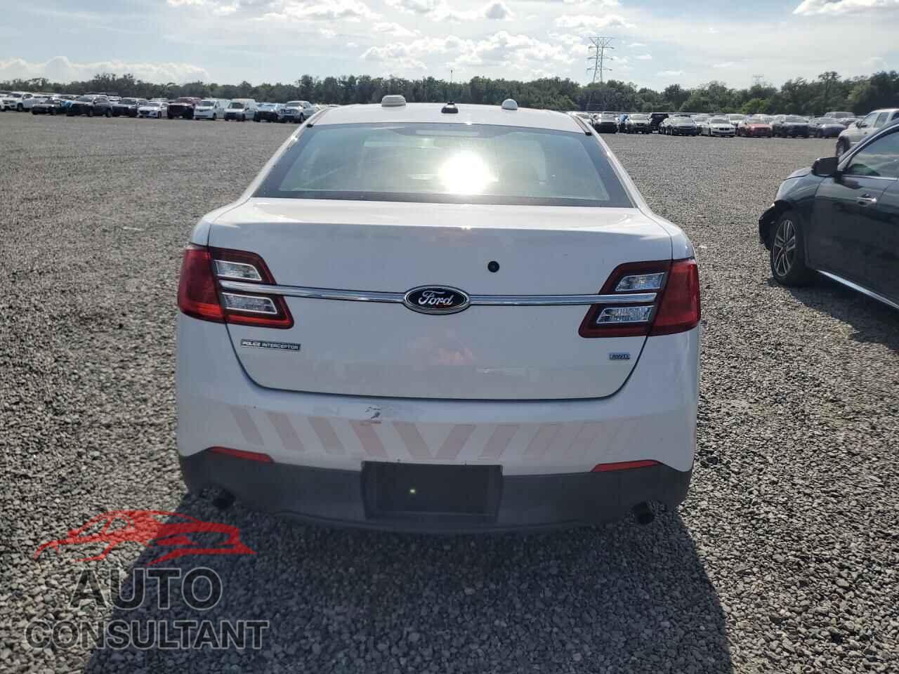 FORD TAURUS 2015 - 1FAHP2MK9FG115207