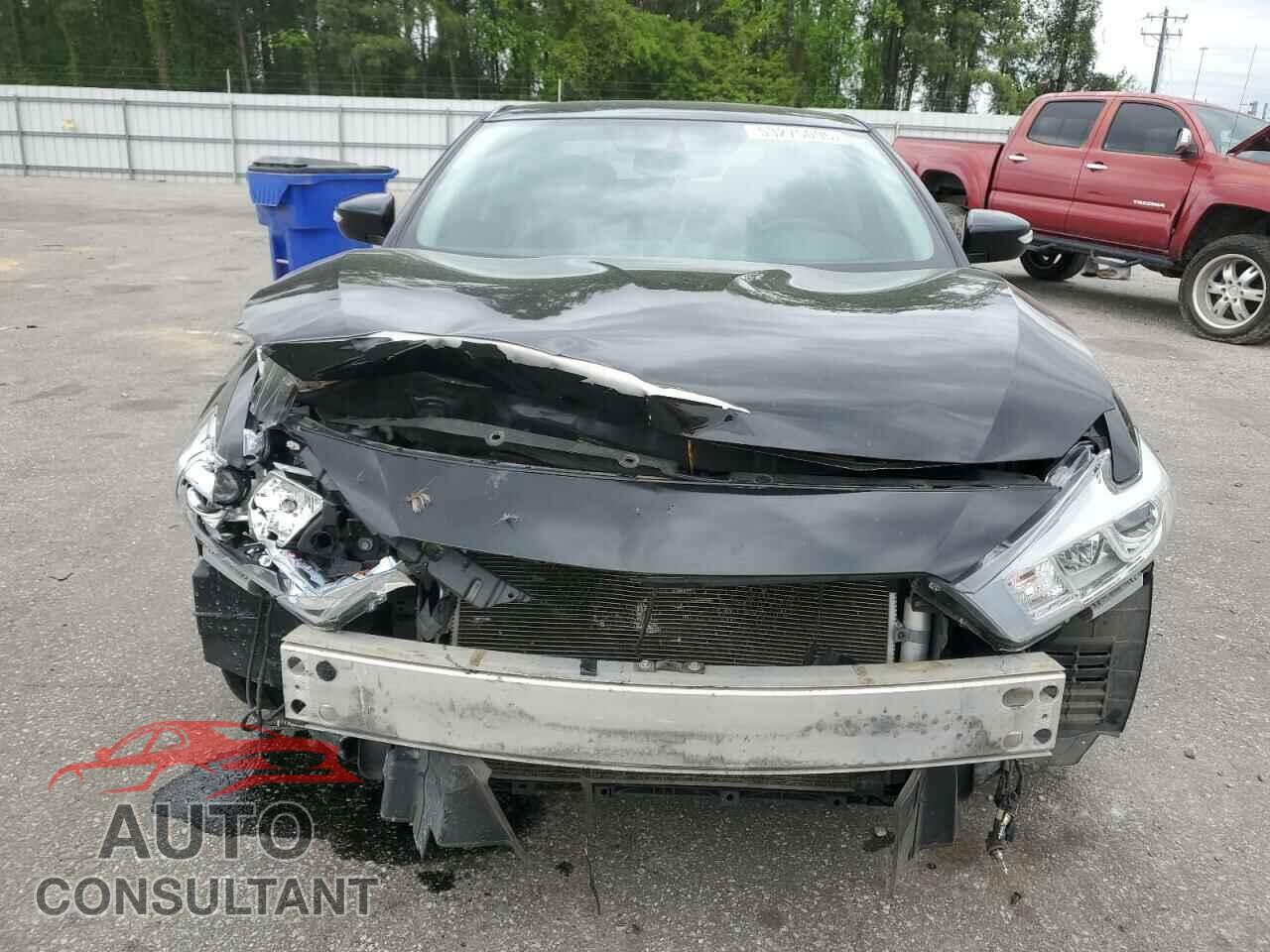 NISSAN MAXIMA 2017 - 1N4AA6AP1HC383558