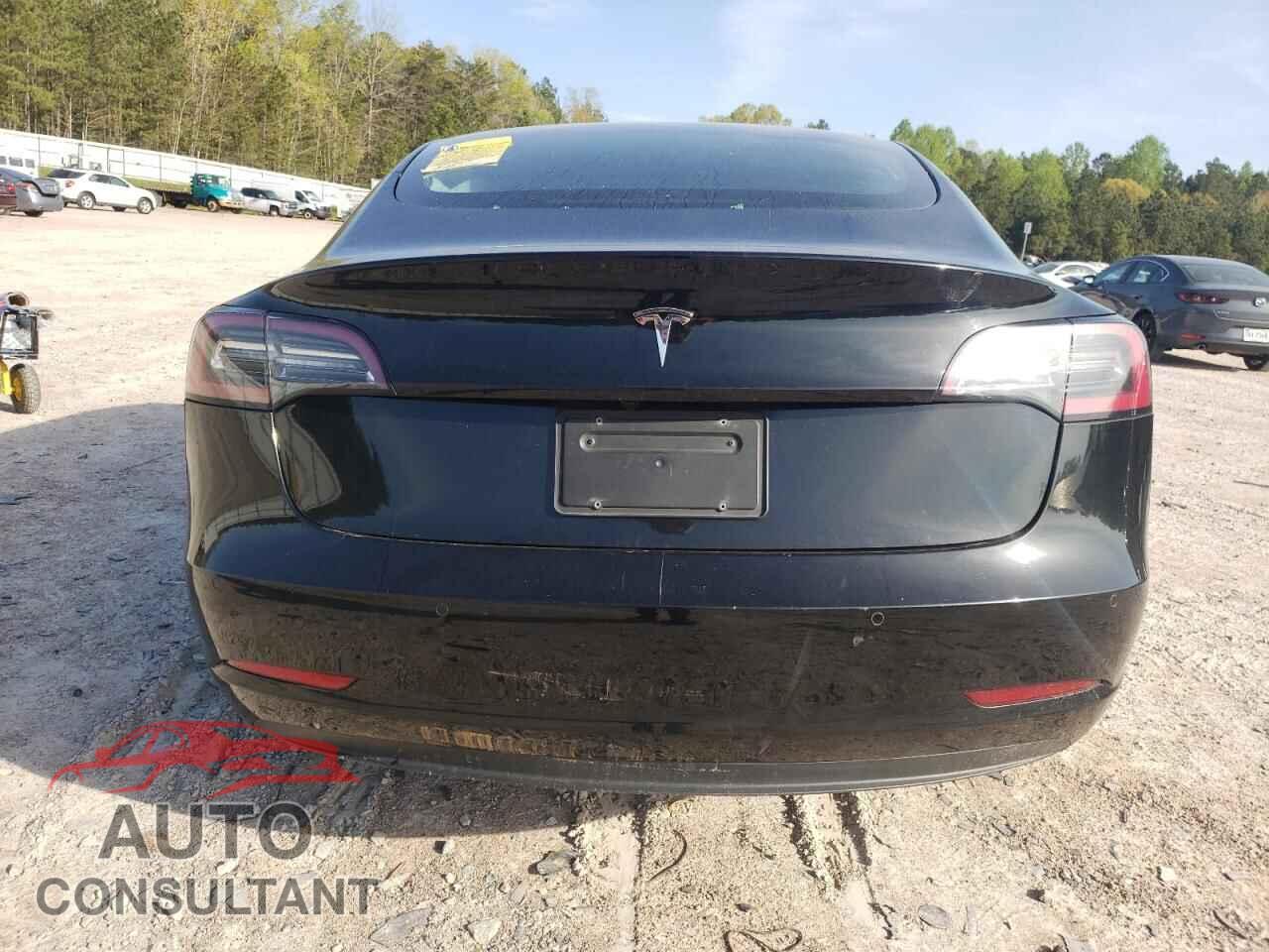 TESLA MODEL 3 2019 - 5YJ3E1EA1KF300916