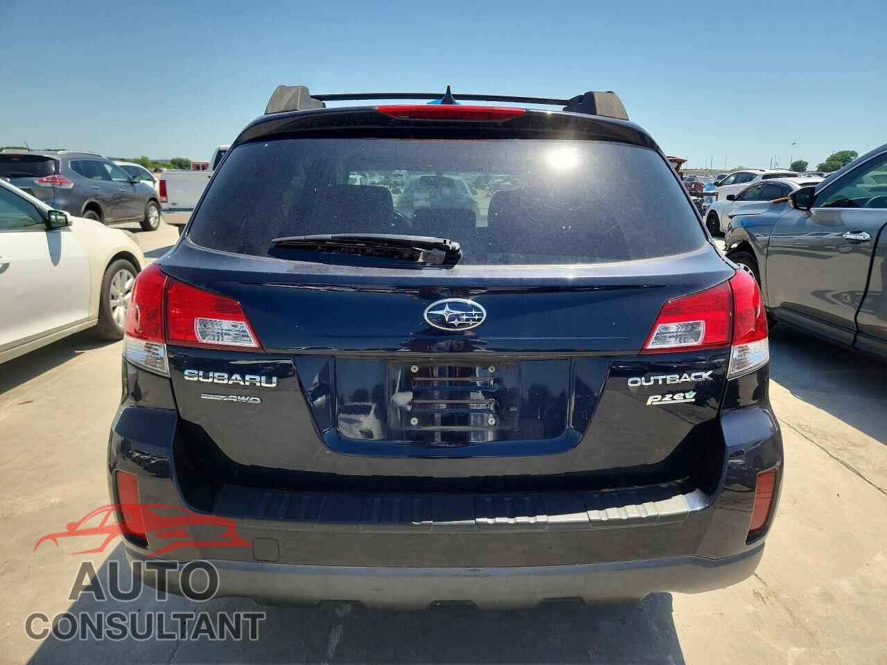 SUBARU OUTBACK 2014 - 4S4BRBCC0E3225469