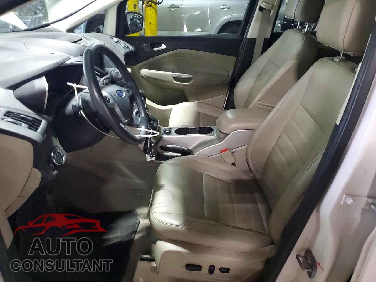 FORD CMAX 2014 - 1FADP5BU6EL509483
