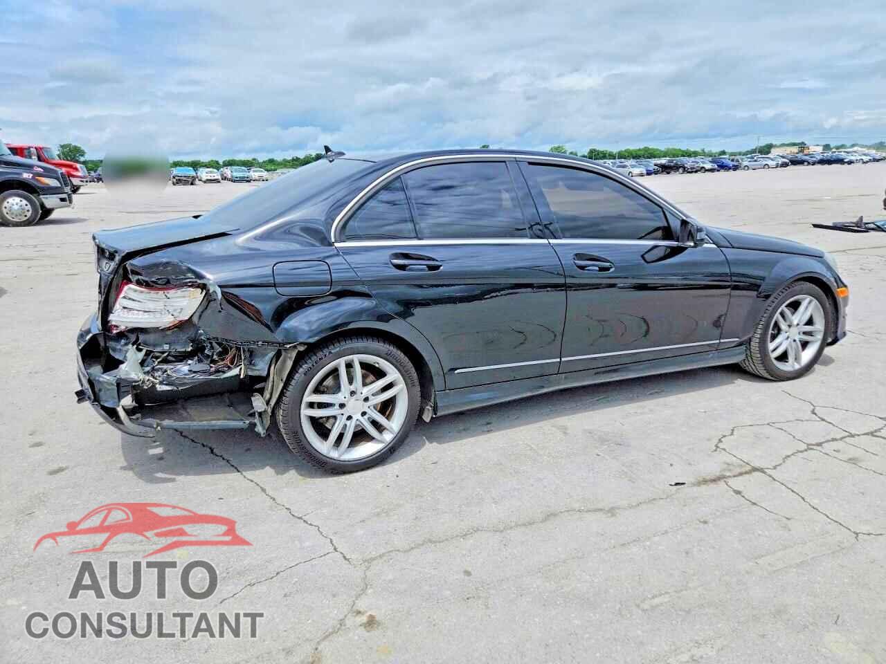 MERCEDES-BENZ C-CLASS 2014 - WDDGF4HB2EA965119