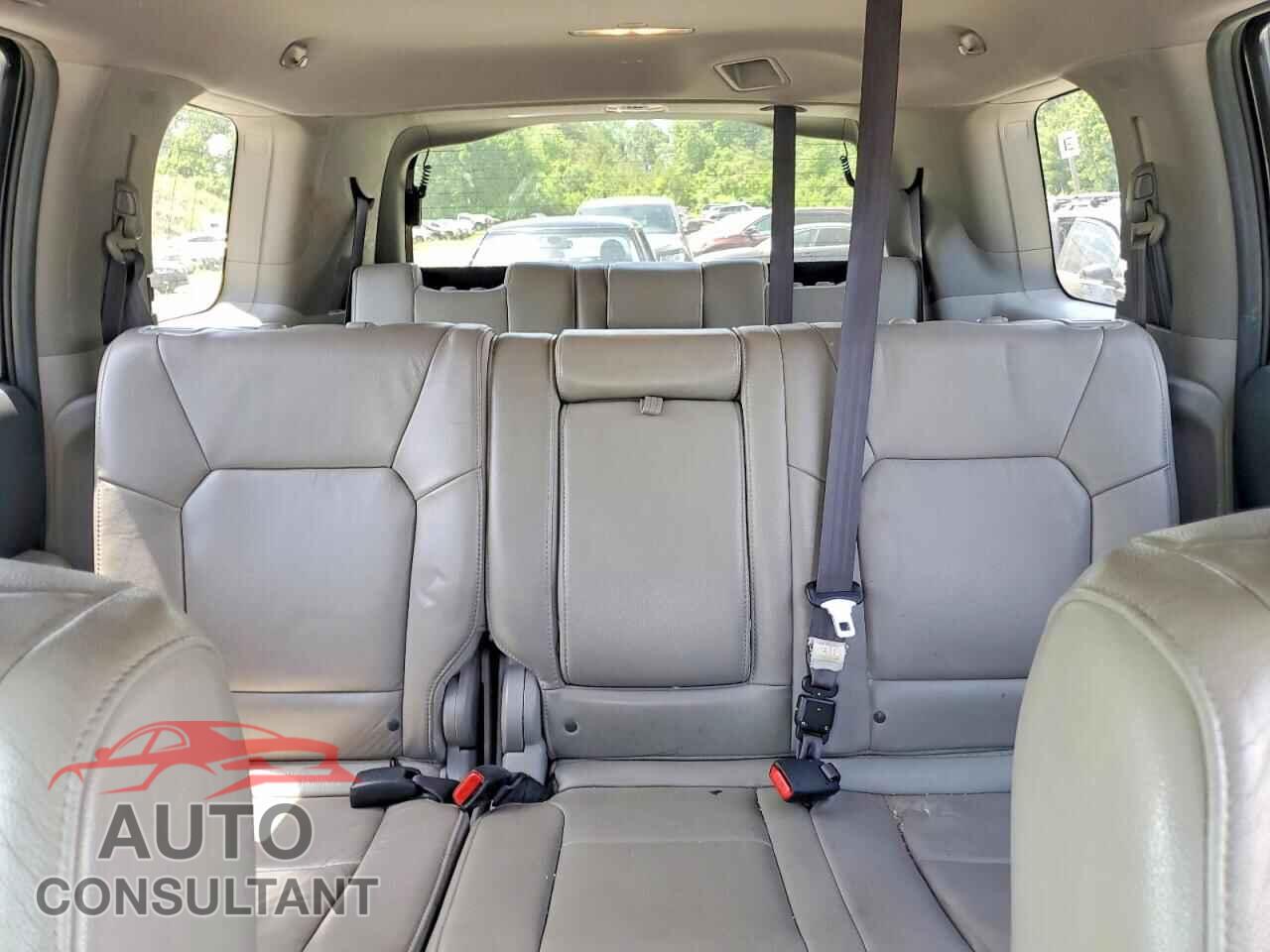 HONDA PILOT 2014 - 5FNYF4H5XEB008656