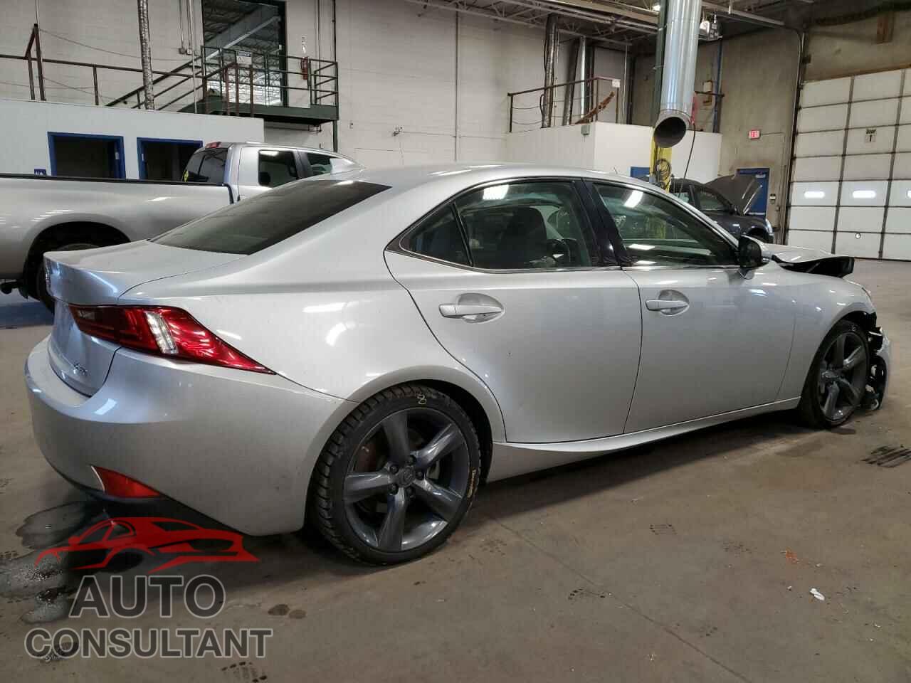 LEXUS IS 2014 - JTHBE1D22E5005348