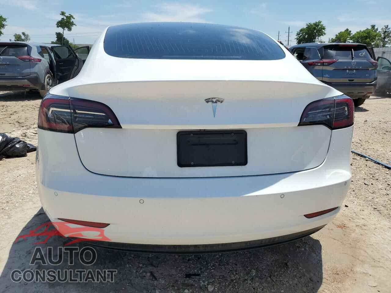 TESLA MODEL 3 2019 - 5YJ3E1EA4KF417468