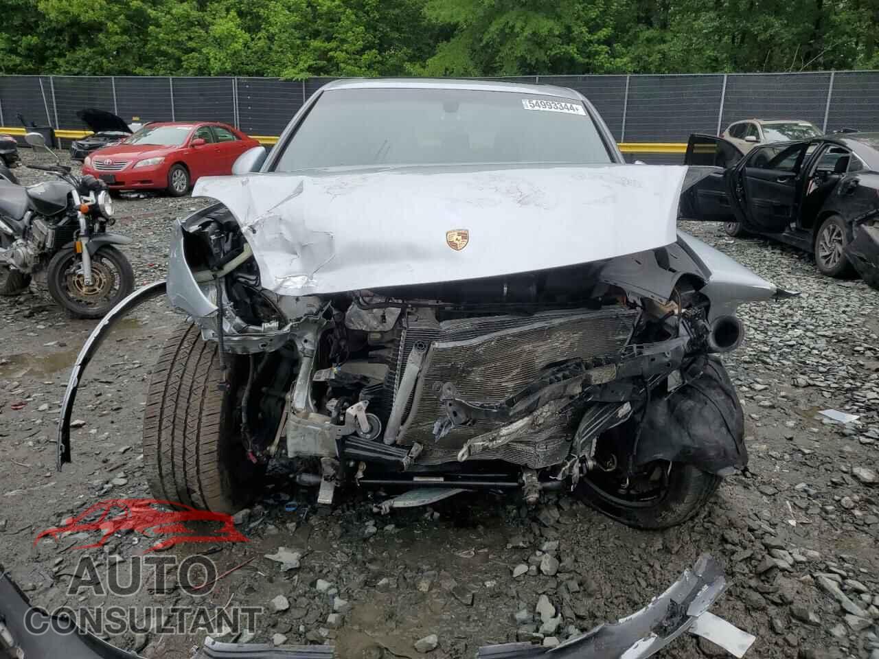 PORSCHE CAYENNE 2018 - WP1AA2A29JKA03089