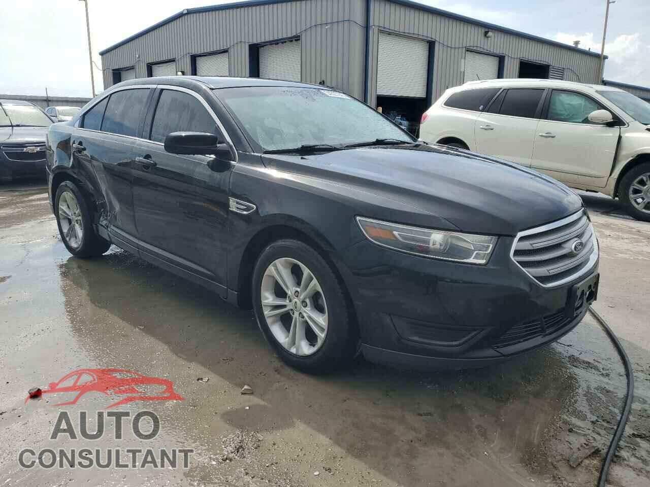FORD TAURUS 2015 - 1FAHP2D86FG165132
