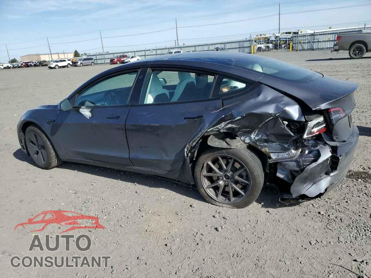 TESLA MODEL 3 2023 - 5YJ3E1EA3PF669736