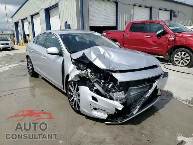 VOLVO S60 2017 - LYV402HMXHB129950