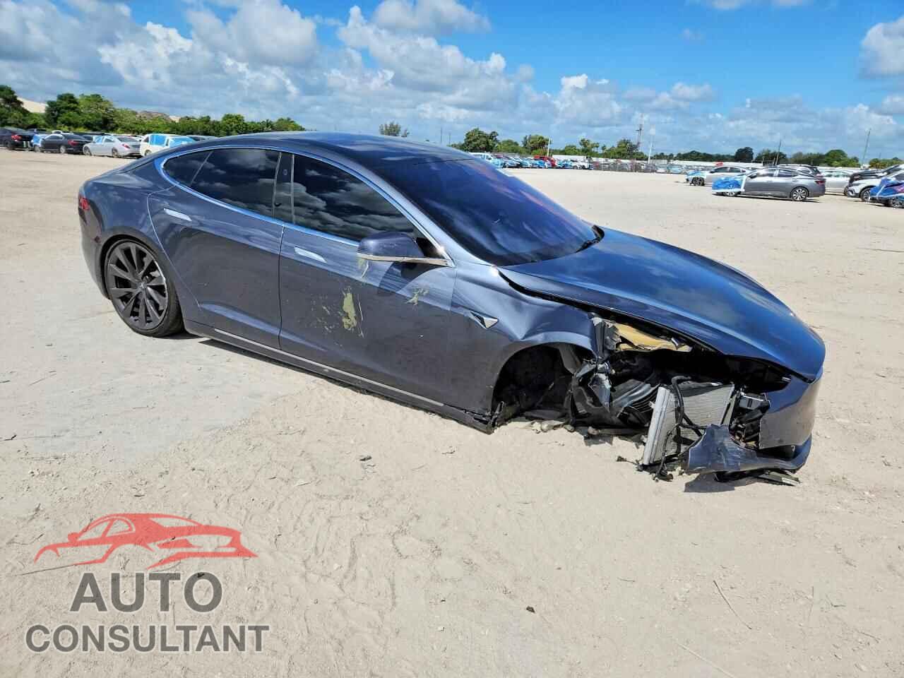 TESLA MODEL S 2019 - 5YJSA1E28KF305109