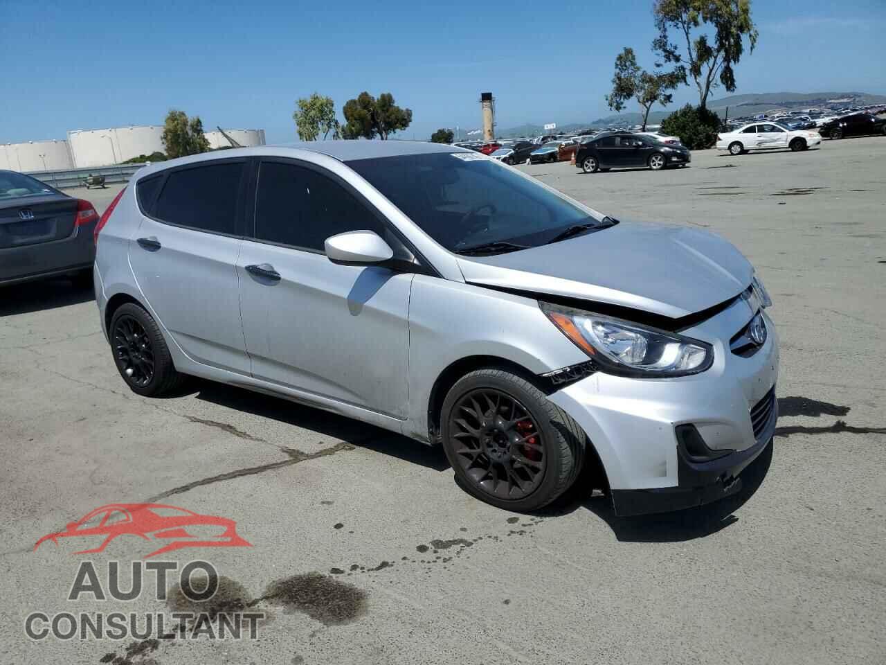 HYUNDAI ACCENT 2012 - KMHCT5AE5CU043401