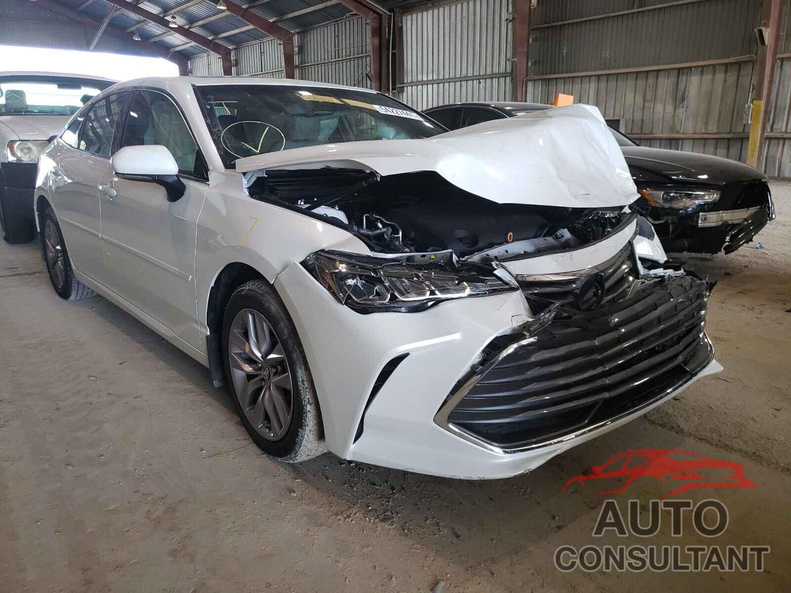 TOYOTA AVALON 2019 - 4T1BZ1FB2KU011117