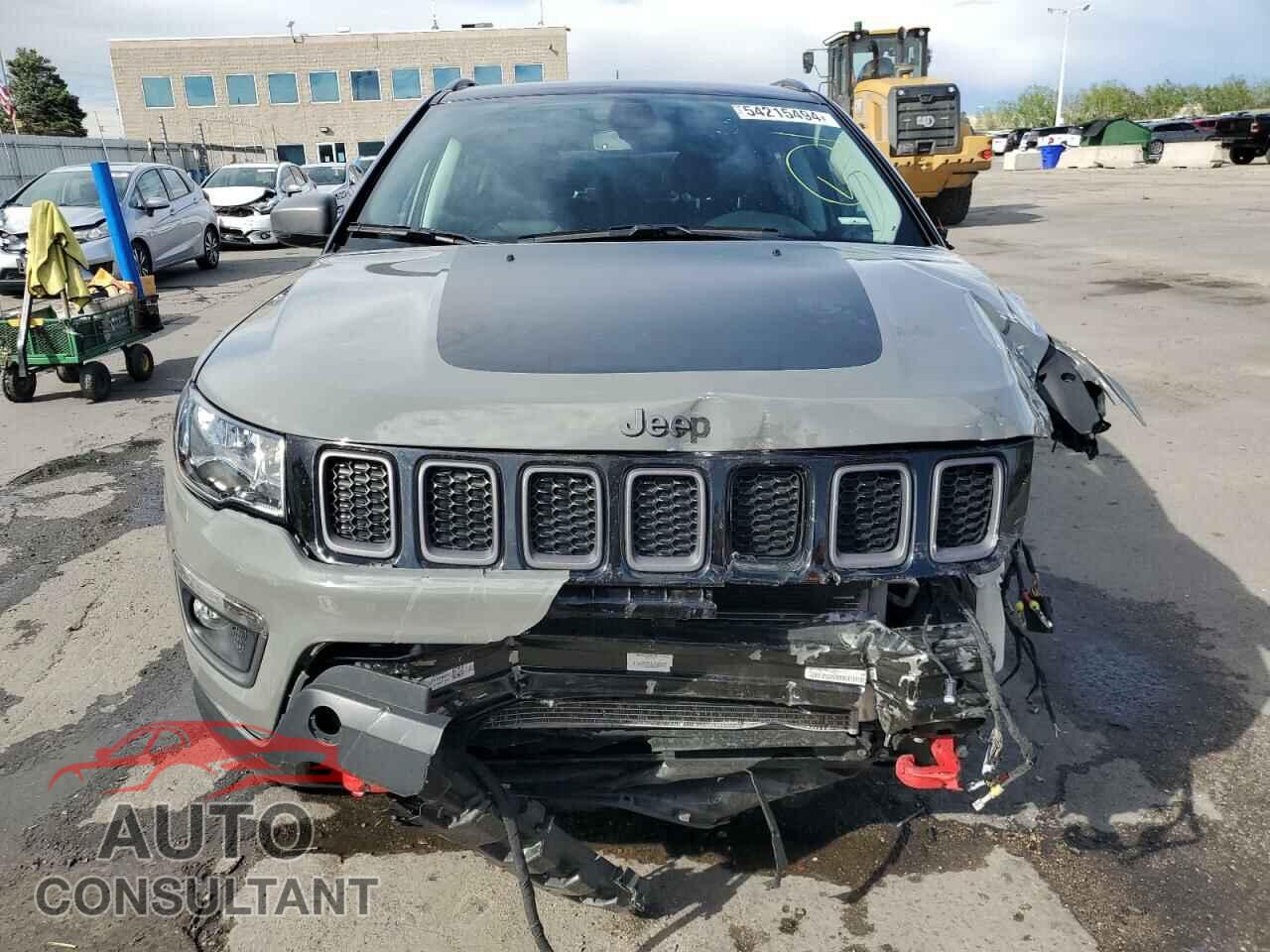 JEEP COMPASS 2020 - 3C4NJDDB8LT131867