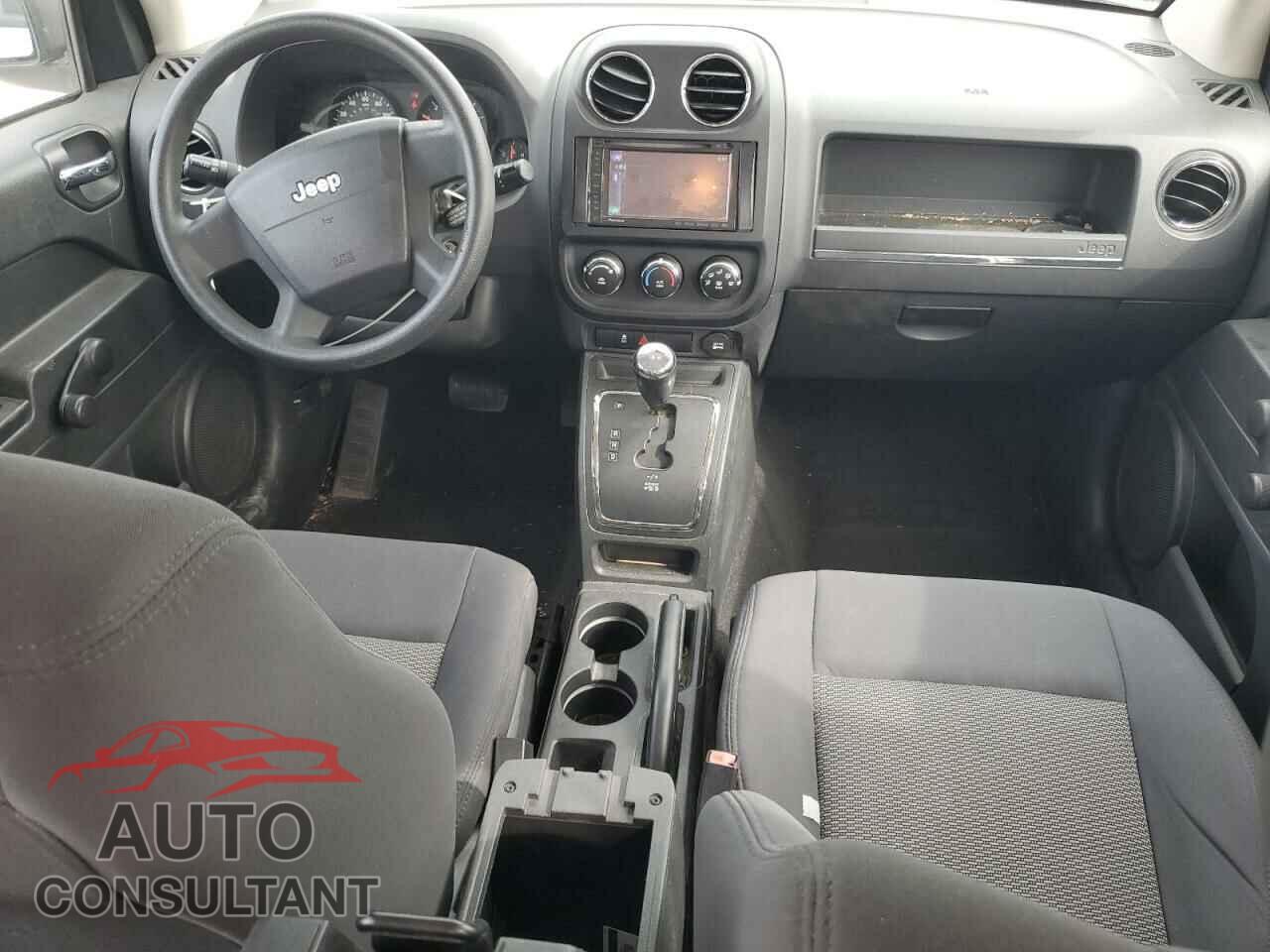 JEEP COMPASS 2010 - 1J4NF4FB2AD505885